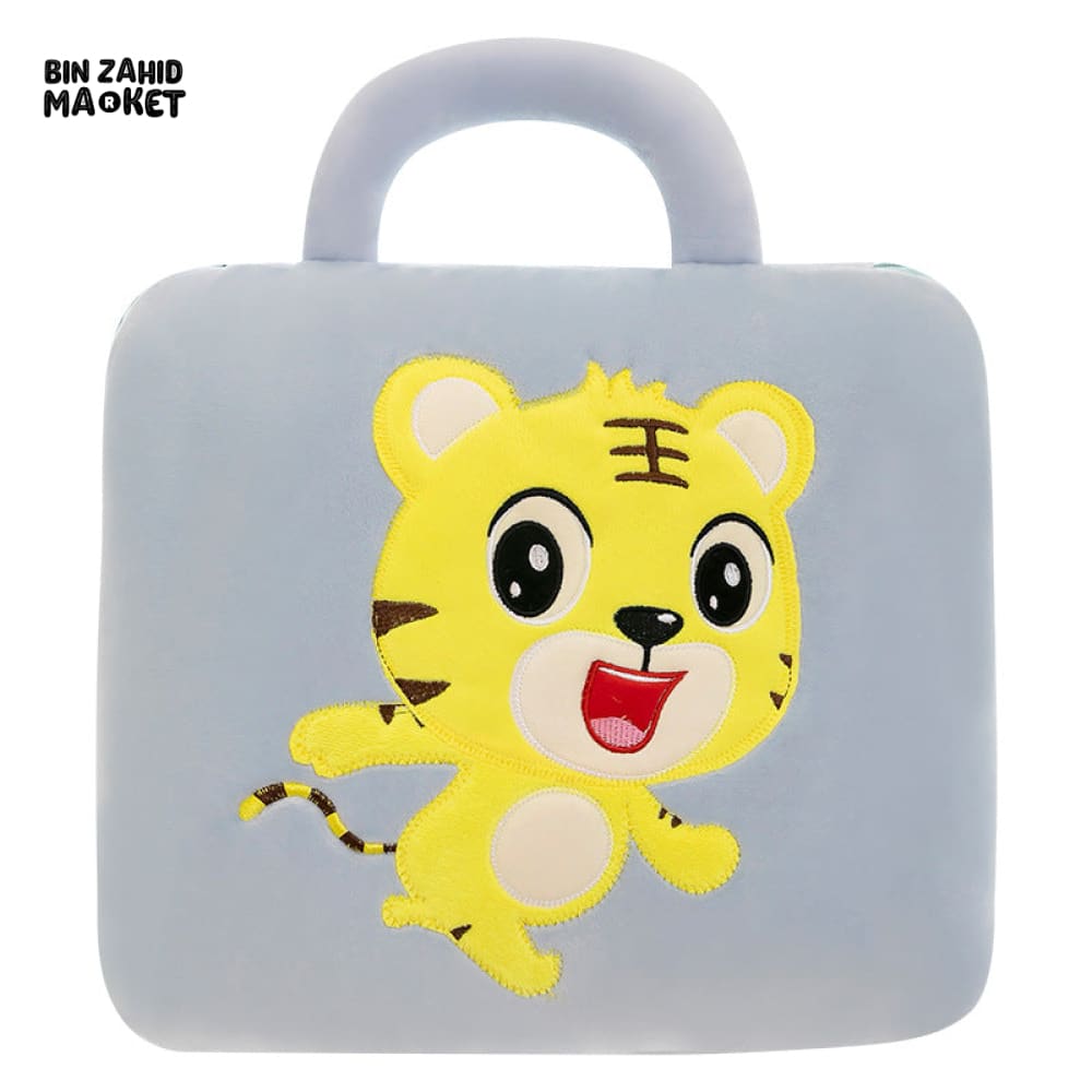 2-IN-1 PILLOW QUILT – MULTIFUNCTIONAL FOLDING BLANKET & OFFICE NAP PILLOW RANDOM COLORS