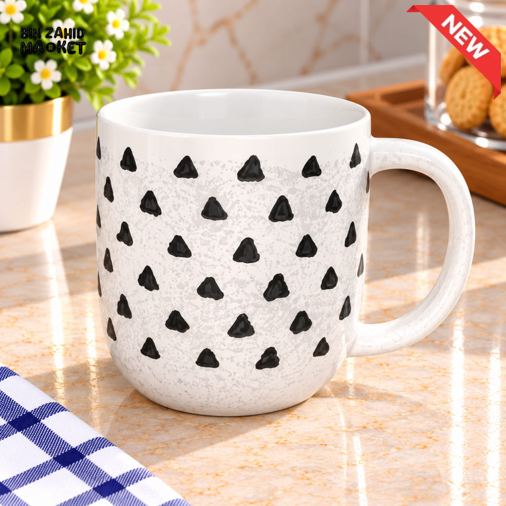 CERAMIC COFFEE MUG WITH BLACK TRIANGLE PATTERN - Mugs