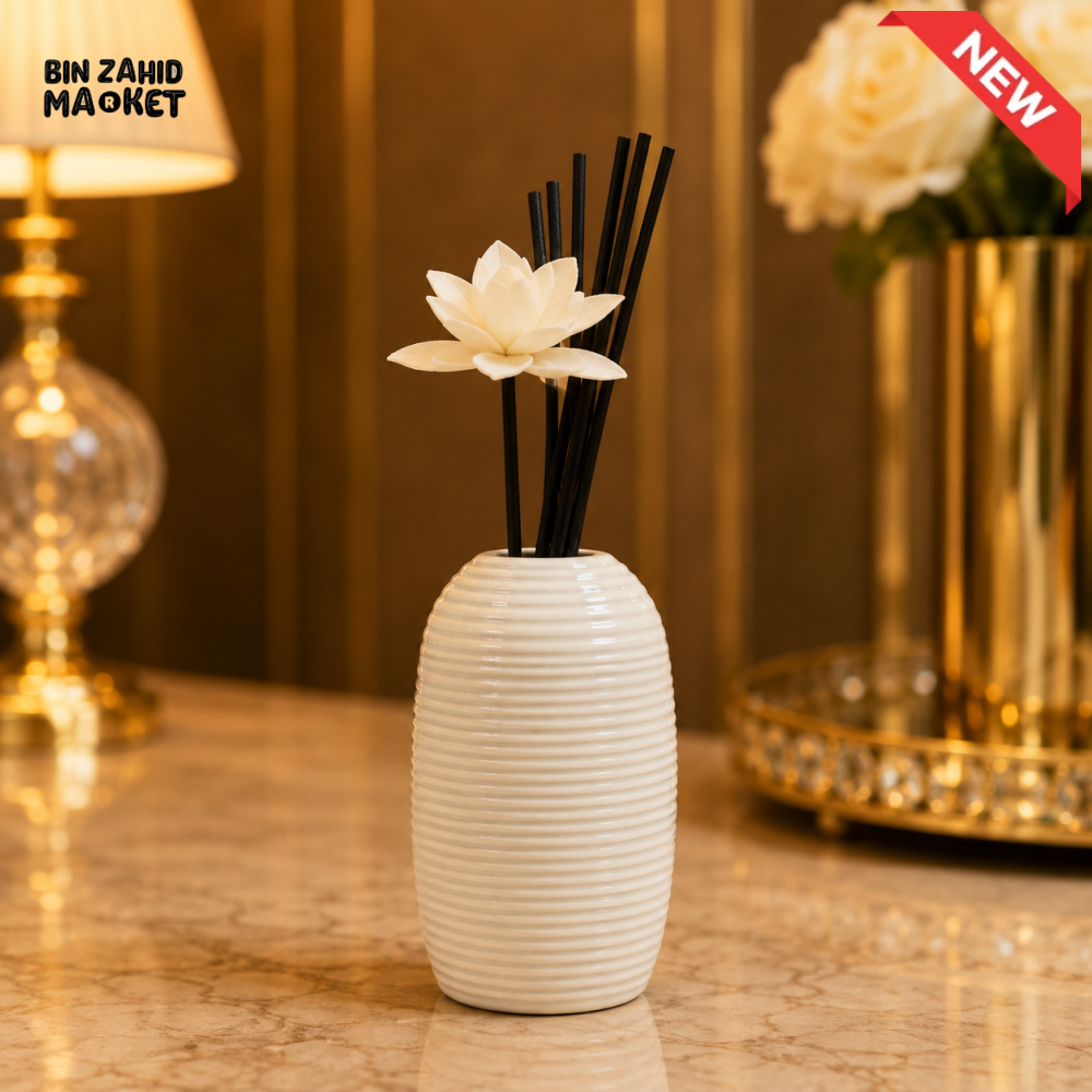 CERAMIC LOTUS REED DIFFUSER WITH BLACK STICKS