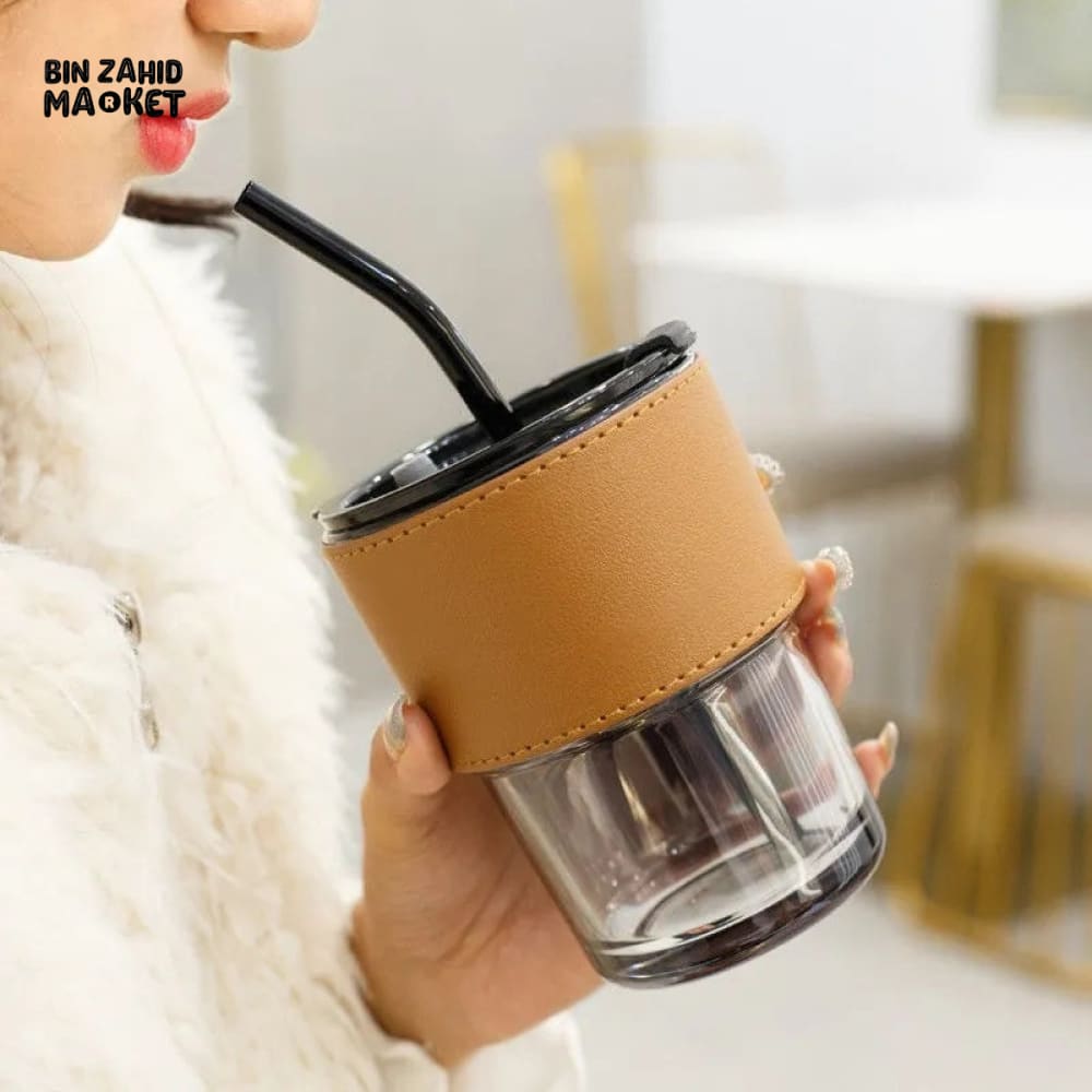 COFFEE MUG WITH STRAW