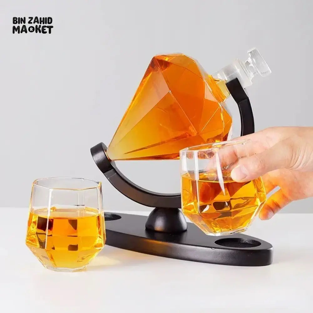 DIAMOND-SHAPED GLASS DECANTER – HIGH BOROSILICATE TRANSPARENT BOTTLE