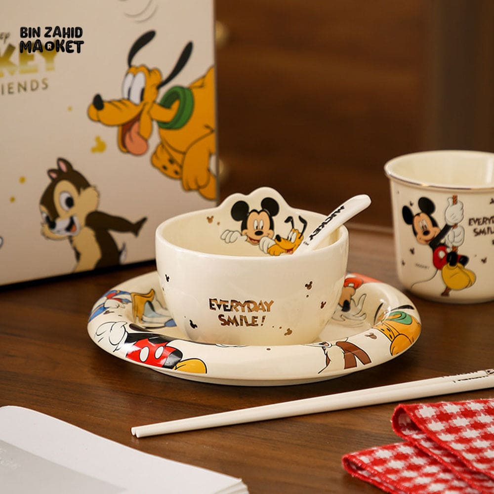 DISNEY MICKEY & FRIENDS CERAMIC DINNERWARE SET – 5 PIECES