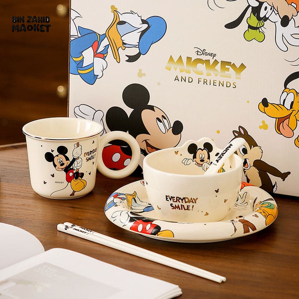 DISNEY MICKEY & FRIENDS CERAMIC DINNERWARE SET – 5 PIECES