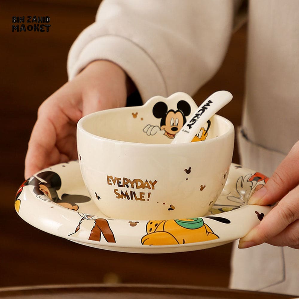 DISNEY MICKEY & FRIENDS CERAMIC DINNERWARE SET – 5 PIECES