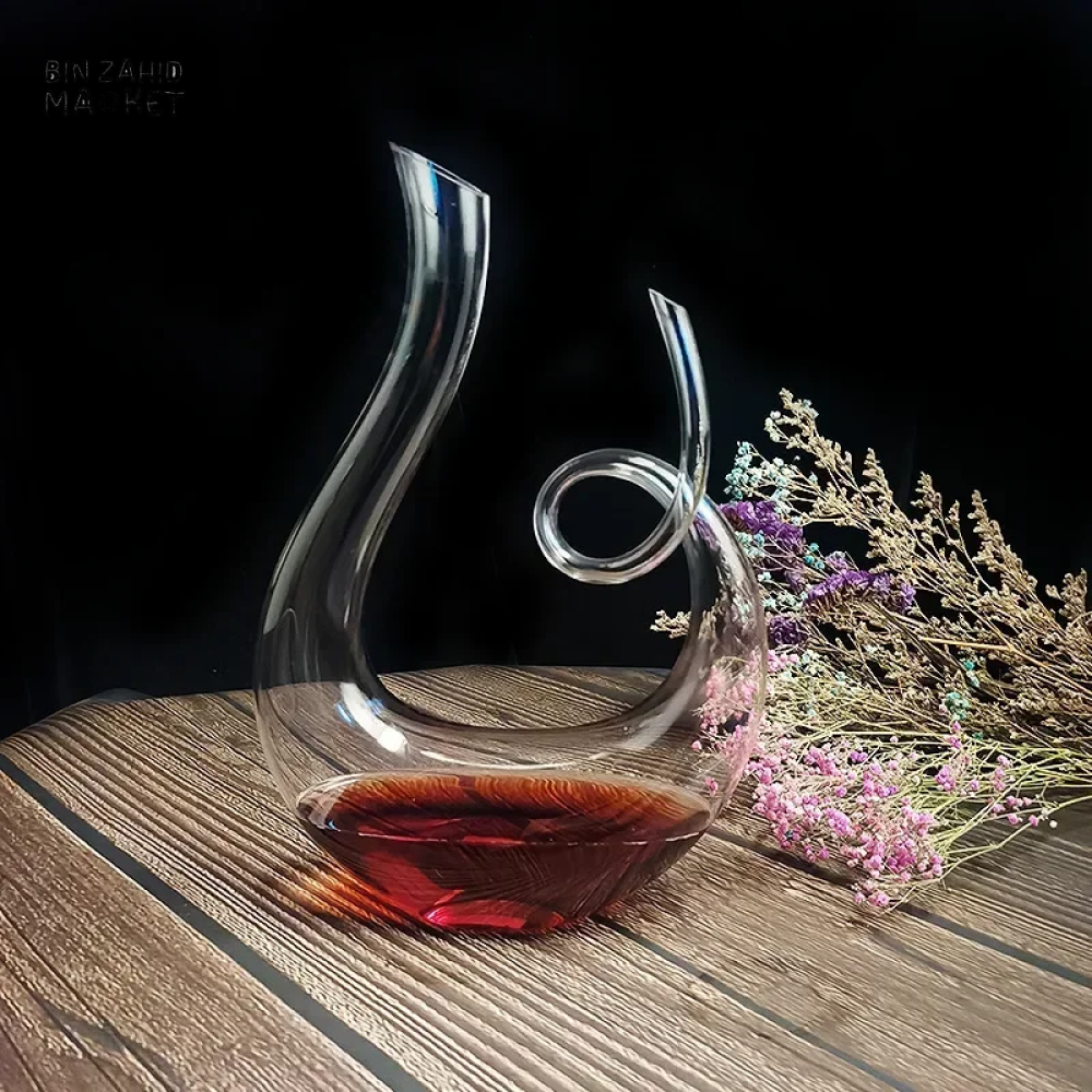 ELEGANT SNAIL-SHAPED DECANTER PERFECT FOR SERVING JUICE & BEVERAGES IN STYLE