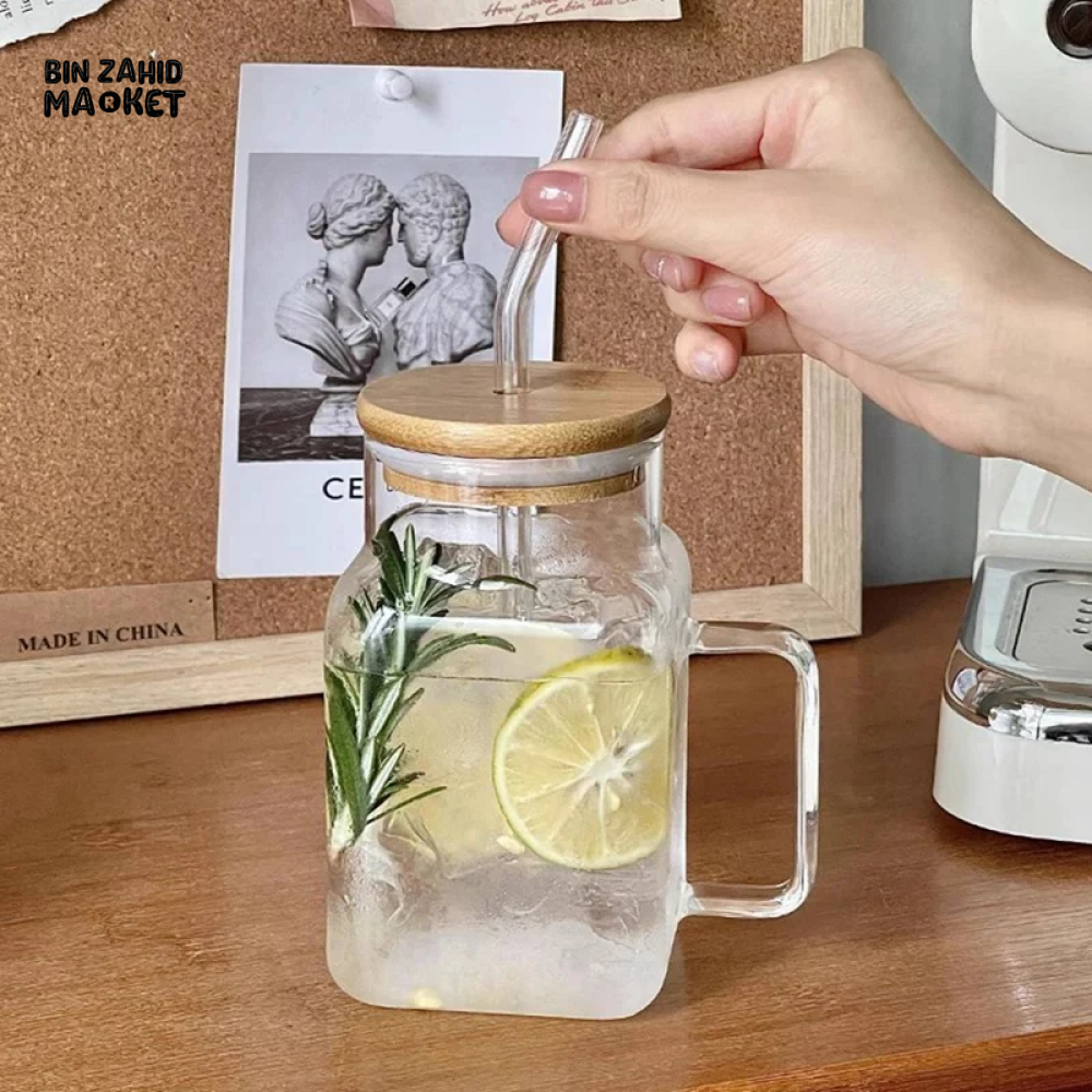 ELEGANT SQUARE GLASS SMOOTHIE CUP WITH HANDLE & STRAW – STYLISH & PRACTICAL DESIGN