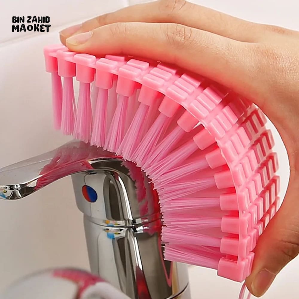 FLEXIBLE CLEANING BRUSH