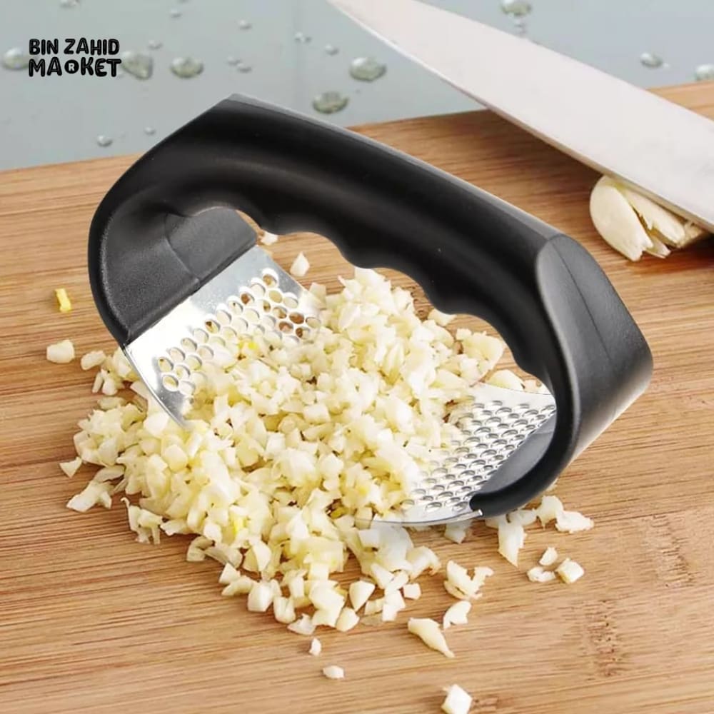 GARLIC PRESS CRUSHER