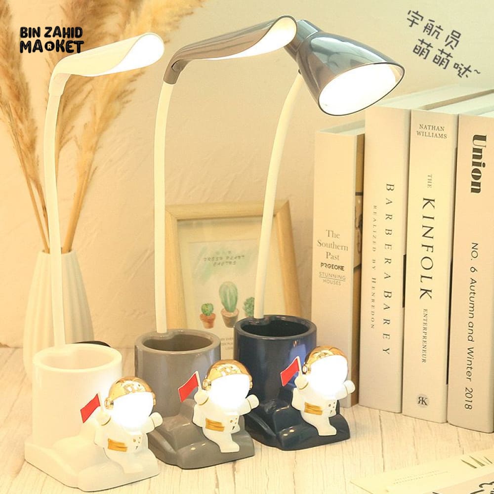 KIDS ASTRONAUT LED LAMP WITH PEN HOLDER – RECHARGEABLE STUDY & BEDSIDE LIGHT