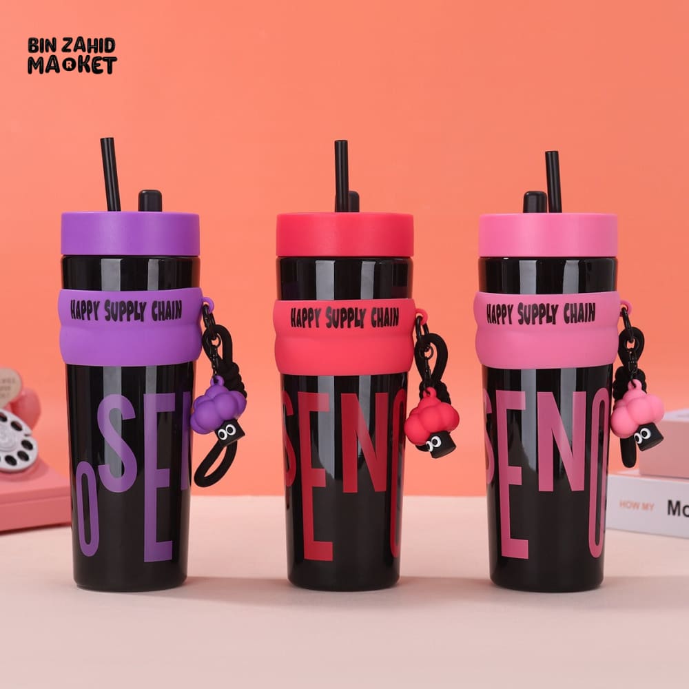 LARGE CAPACITY PLASTIC WATER BOTTLE 900ML – CUTE PORTABLE CUP WITH LID & STRAW SPORTS DRINKING WATER CUP FOR GIRLS & CAR USE