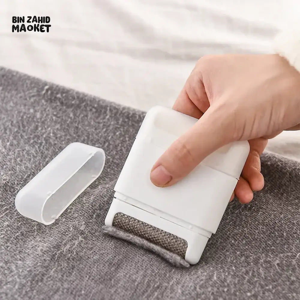 MINI FABRIC SHAVER – FUZZ & PILLING REMOVER FOR SWEATERS