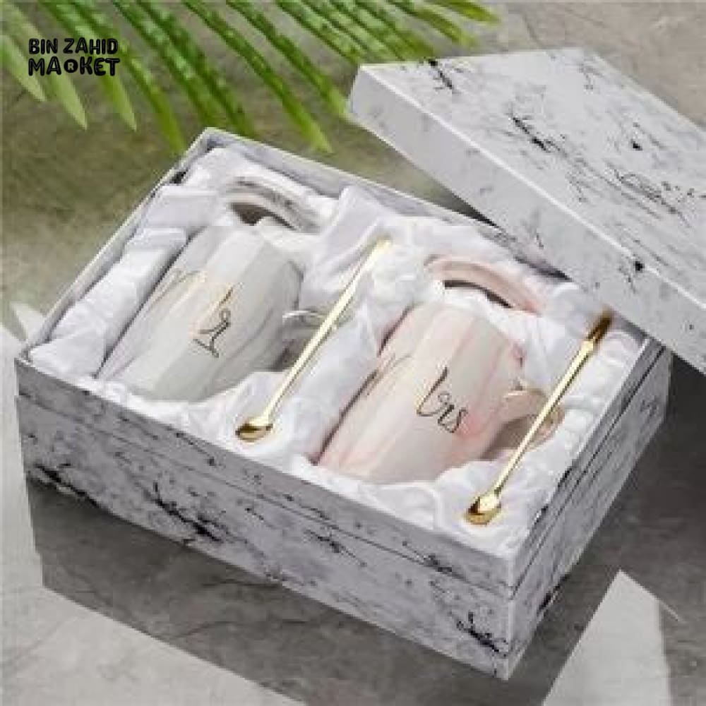 MR & MRS MUG SET GIFT BOX