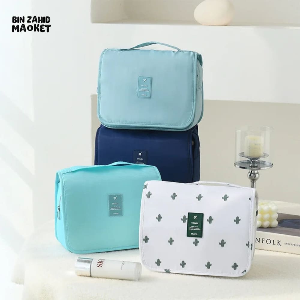 MULTIFUNCTIONAL TRAVEL COSMETIC ORGANIZER