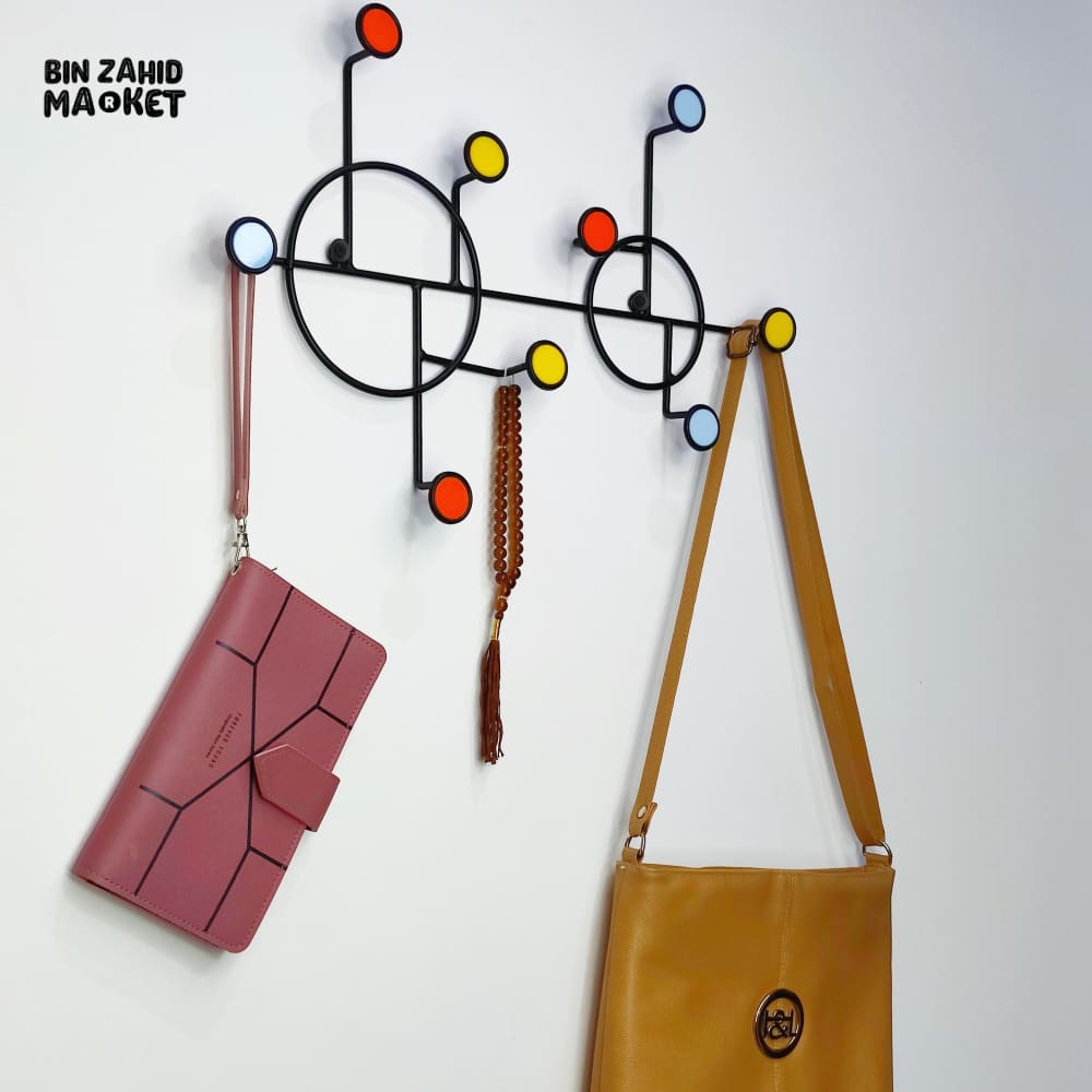 NORDIC STYLE WALL SHELF WITH HOOKS - CIRCLE
