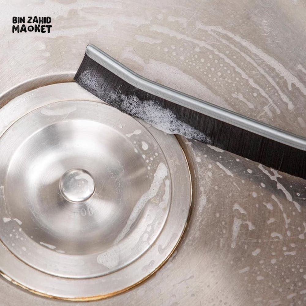 PAIR OF GAP CLEANING BRUSHES