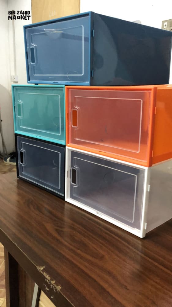 PLASTIC SHOE BOX