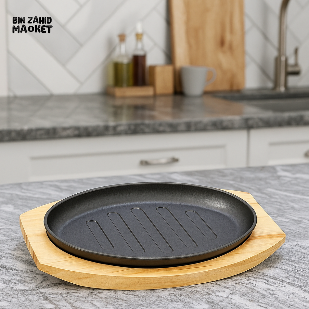 SIZZLER OVAL LINE 20CM – CAST IRON GRILL PLATE WITH WOODEN BASE