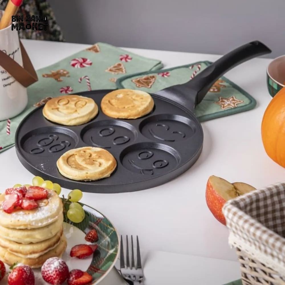 SMILEY FACES PANCAKES PAN