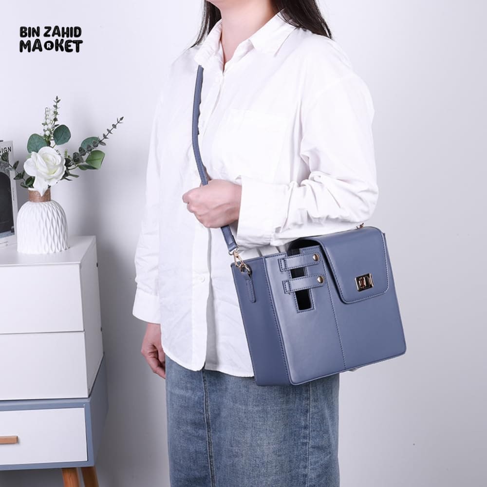 TUMBLERS CROSSBODY BAG – STYLISH PORTABLE ADJUSTABLE STRAP - BLUE