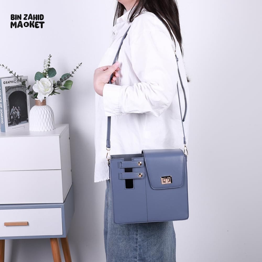 TUMBLERS CROSSBODY BAG – STYLISH PORTABLE ADJUSTABLE STRAP - BLUE