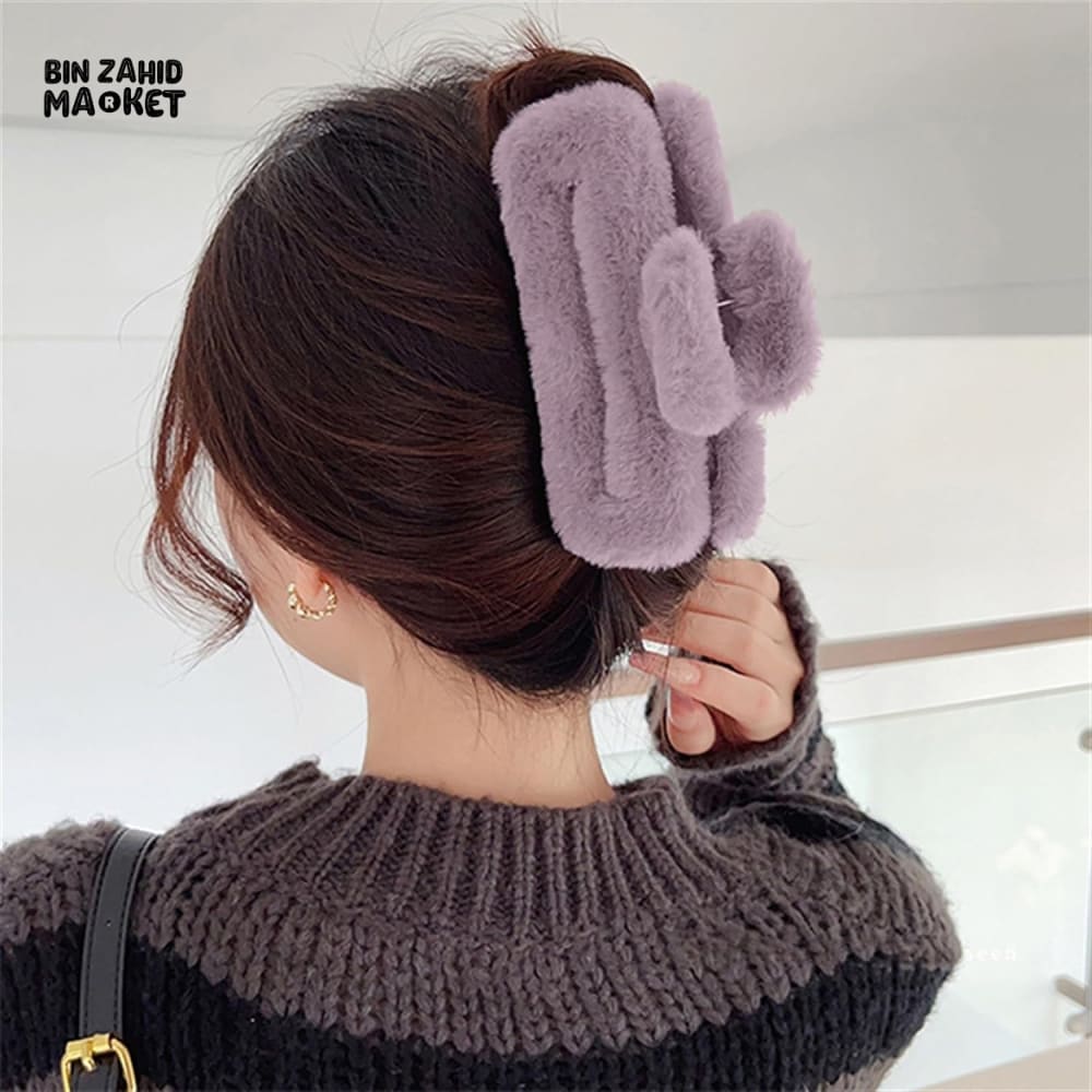 WOMEN FUZZY PLUSHY HAIR CLIP