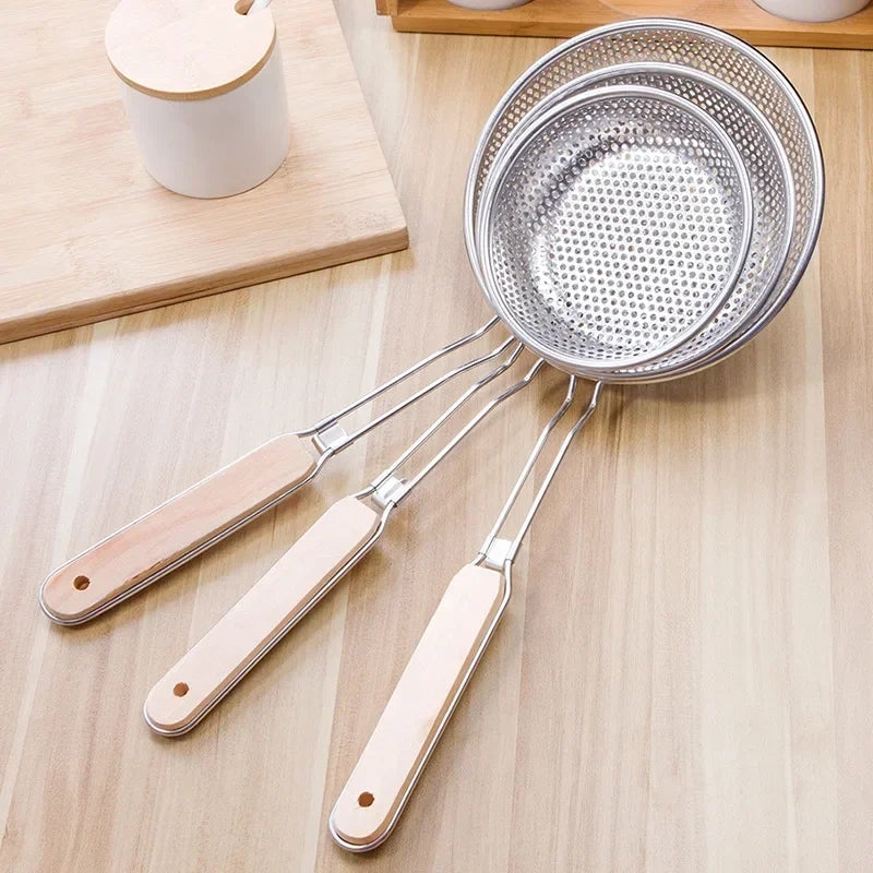 PACK OF 3 STRAINER WITH WOODEN HANDLE