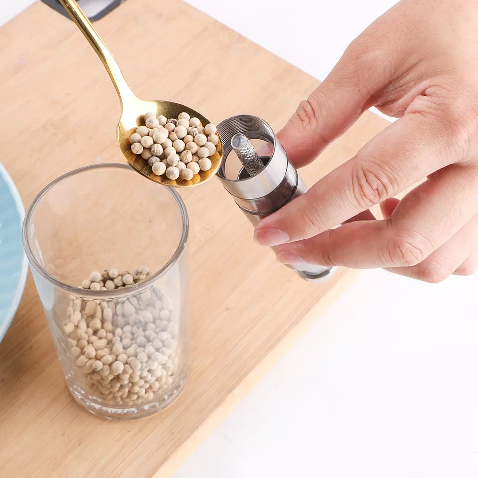 MANUAL SPICE GRINDER