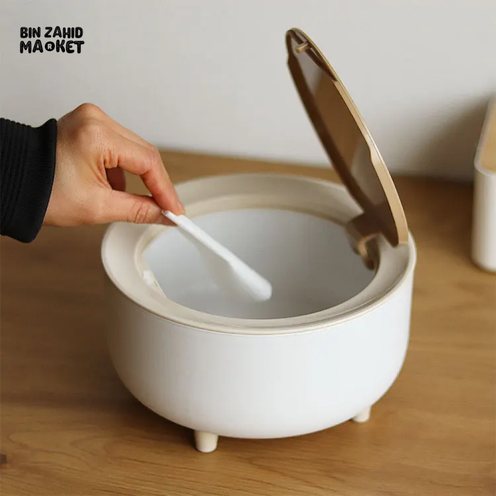 CREATIVE MINI DESKTOP TRASH CAN WITH LID – BEDROOM OFFICE COFFEE TABLE WASTE BIN TABLE TOP