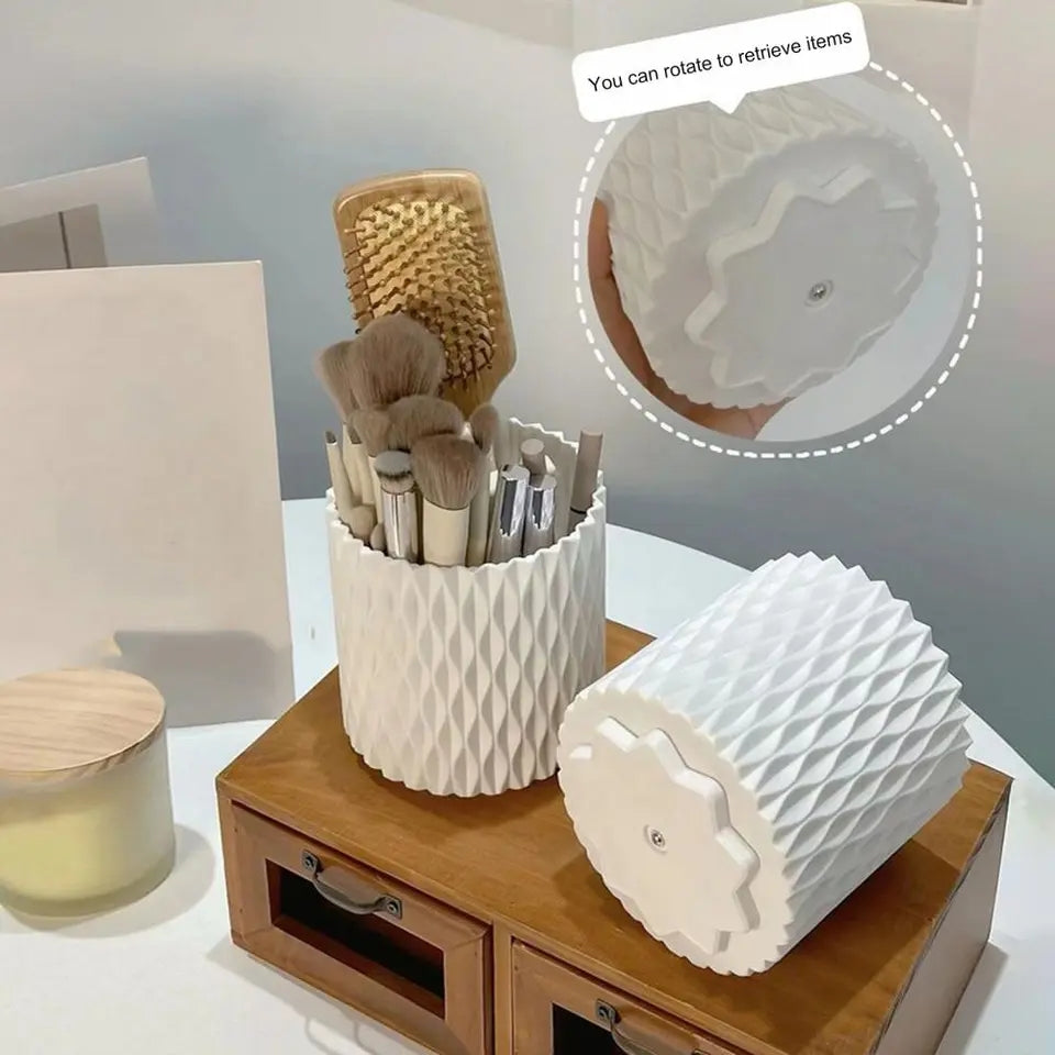 ROTATING COMETIC BRUSH HOLDER ORGANIZER