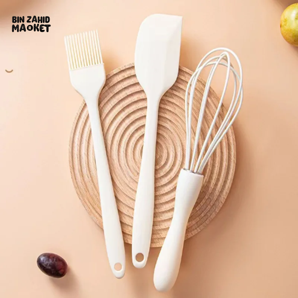 3 PIECE BAKING SET SILICONE SCRAPER EGG BEATER & GREASE BRUSH