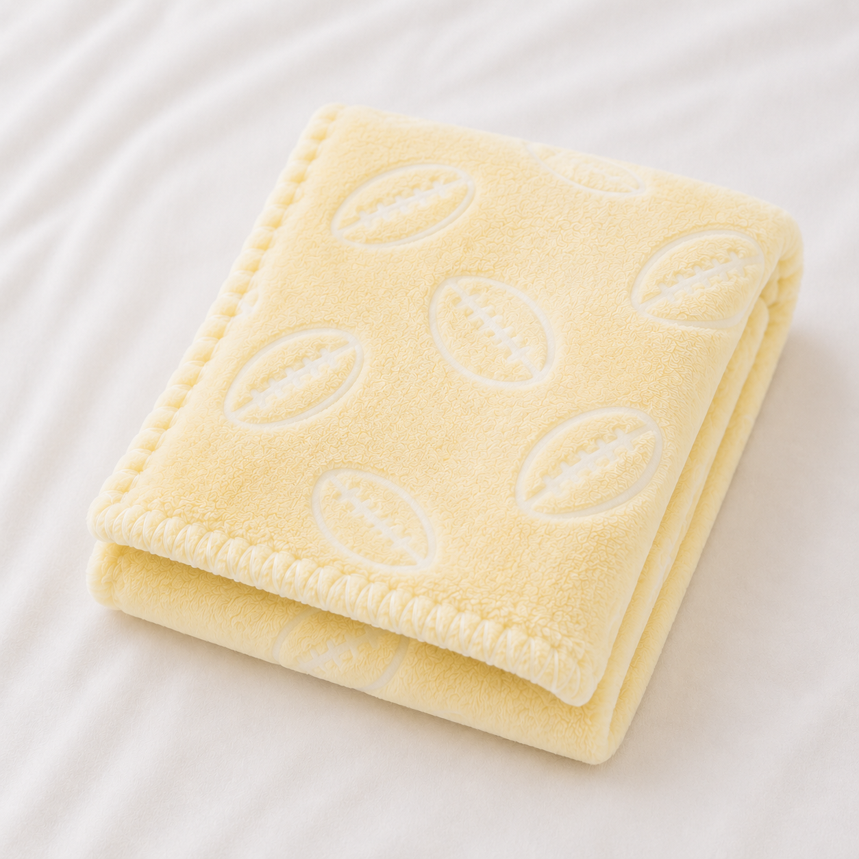HAPPIMUMS BABY PLUSH SLEEPING BLANKET DOUBLE PLY BASEBALL 110 x 80 - CREAM