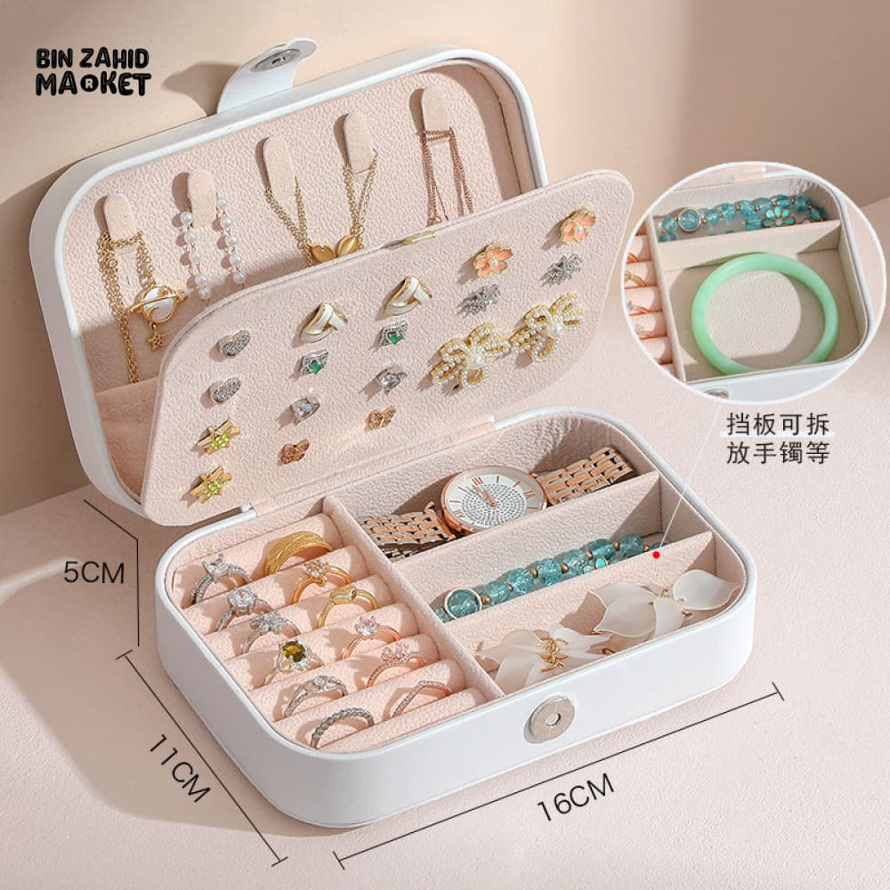 FAUX LEATHER JEWELRY ORGANIZER