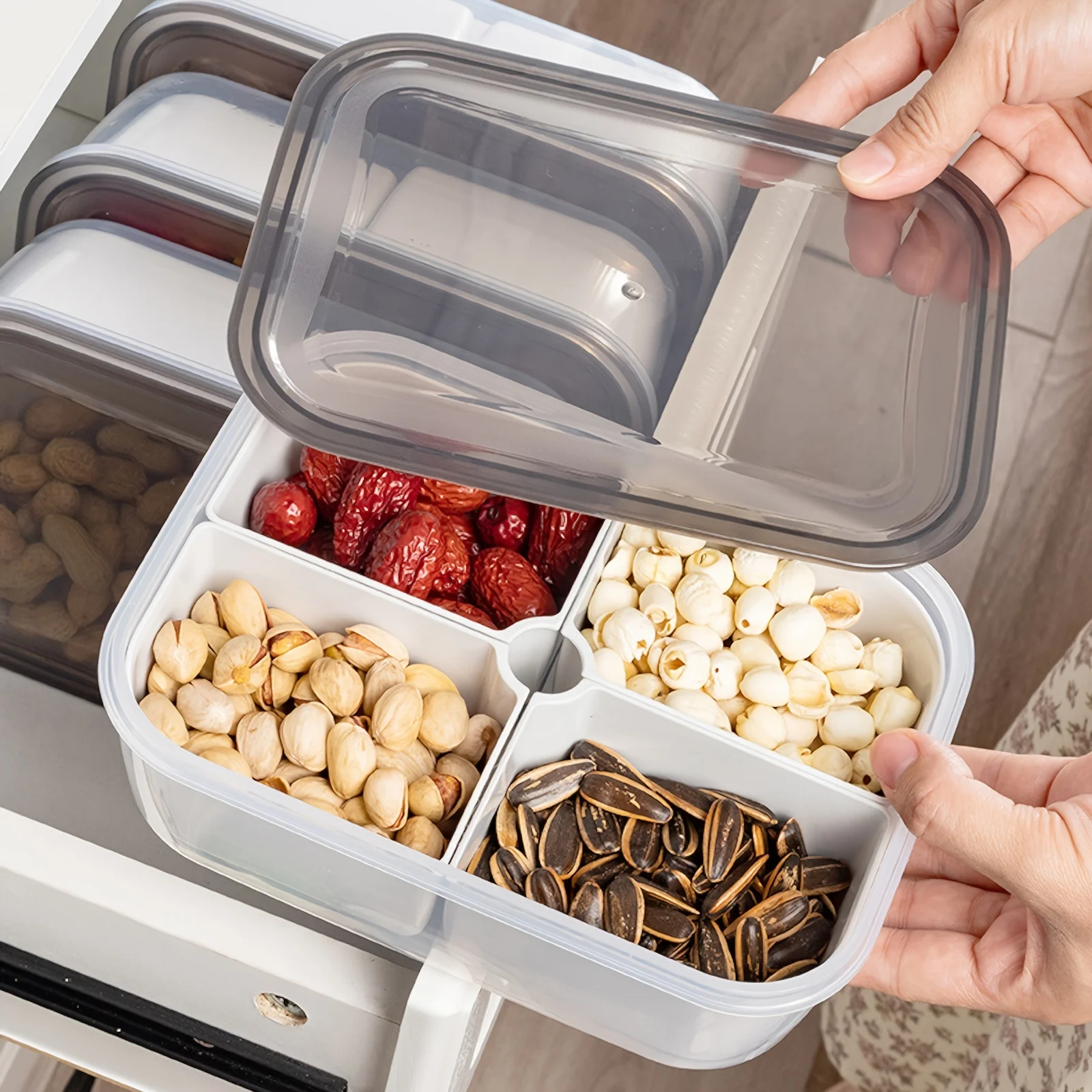 FRIDGE ORGANIZER, DIVIDED VEGETABLE & MEAT BOX, FOOD-GRADE, MICROWAVEABLE.