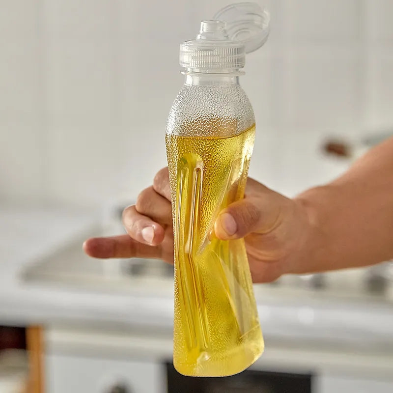 SQUEEZE OIL BOTTLE