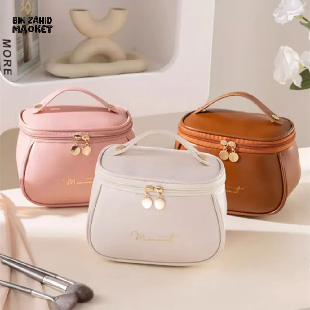 WEEKEND TRAVEL MAKEUP COSMETIC BAG