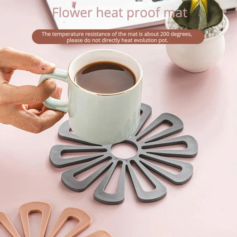 4 PIECES PETAL SILICONE HEAT INSULATION PAD