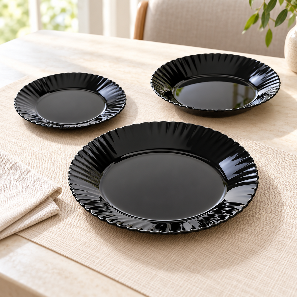 Danny Homer Black Fluted Plate Set - 18 Pieces