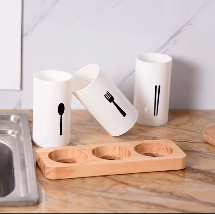 TABLEWARE STORAGE HOLDER