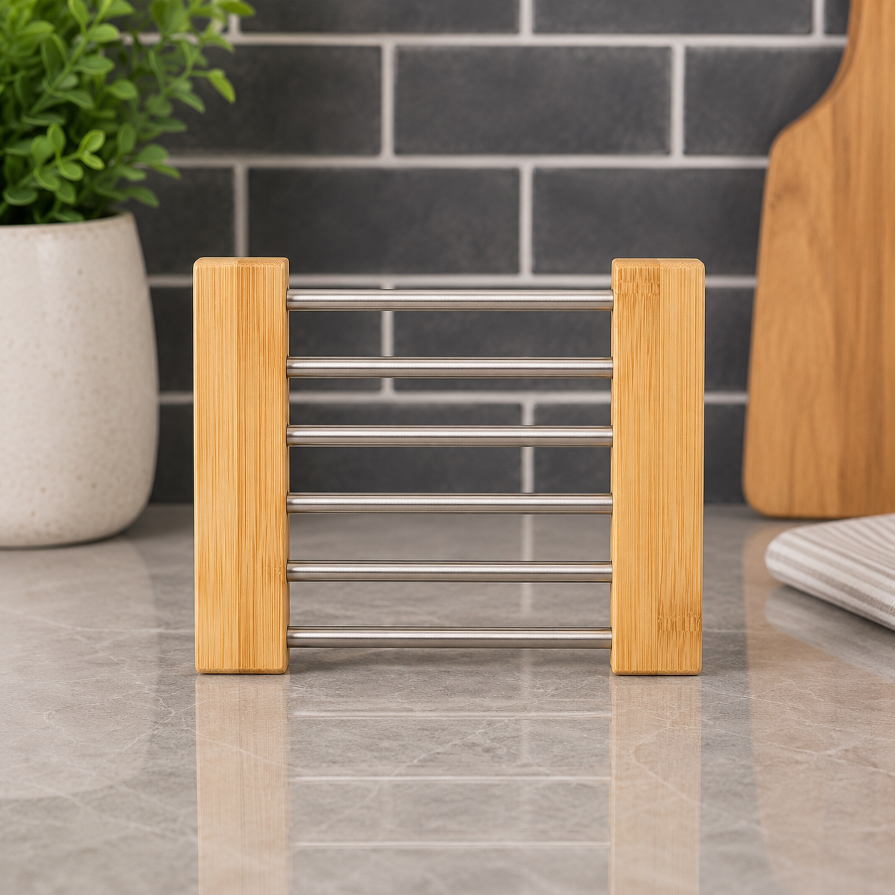 BAMBOO & STAINLESS STEEL POT STAND / TRIVET