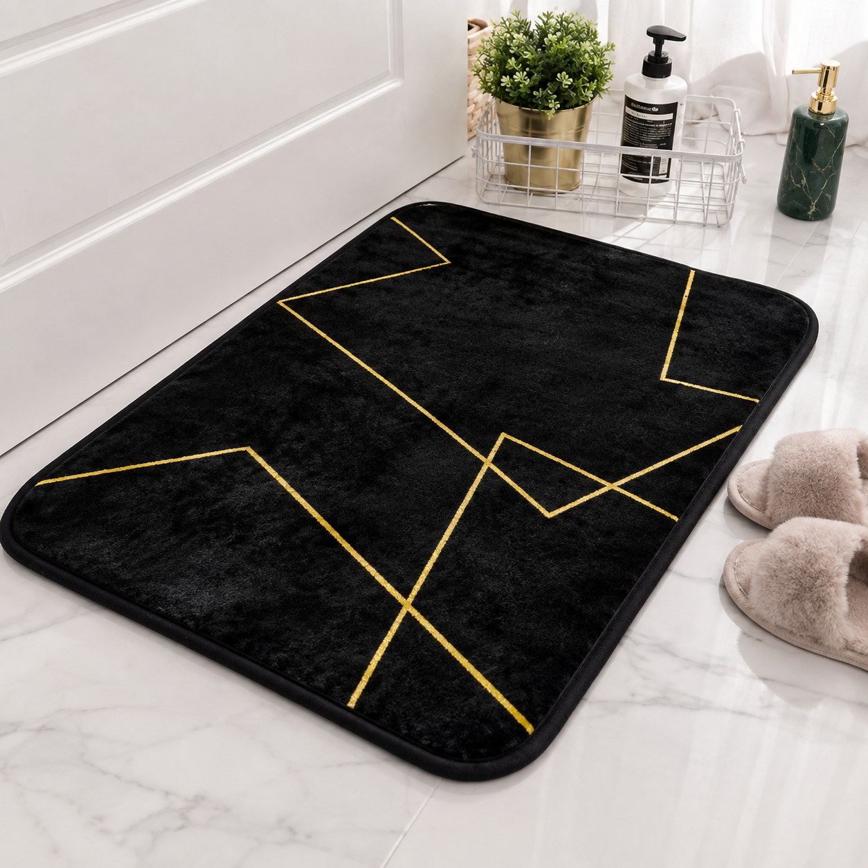 MATRUGS BLACK & GOLD GEOMETRIC NON-SLIP FLOOR MAT - 24 LENGHT / 16 INCHES