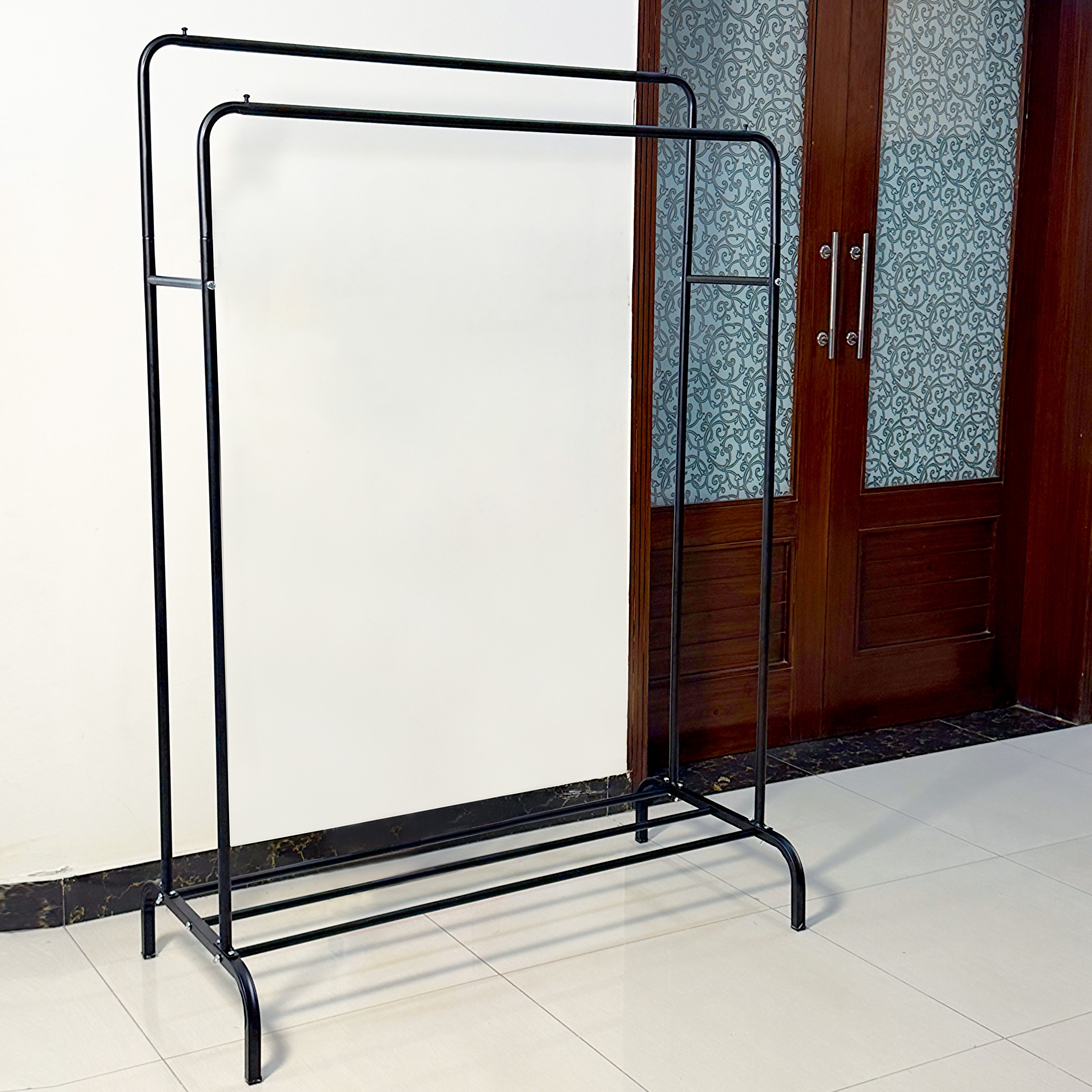 Double Pole Metal Cloth Stand By Matrix (B)