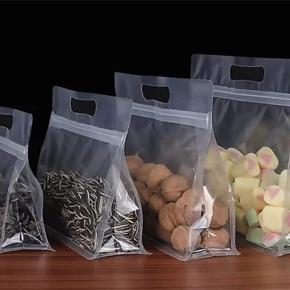 4 PIECES SEALED AIRTIGHT PLASTIC BAGS