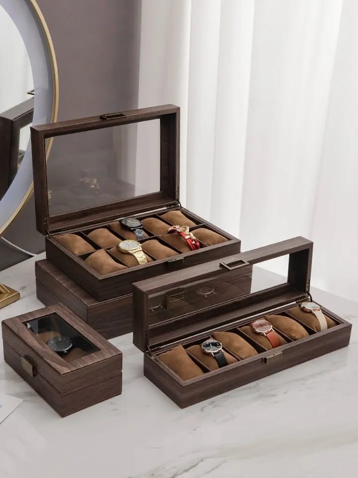 WOODEN WATCH STORAGE BOX