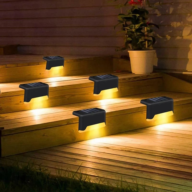PACK OF 4 WATER PROOF OUTDOOR STAIRS SOLAR LED