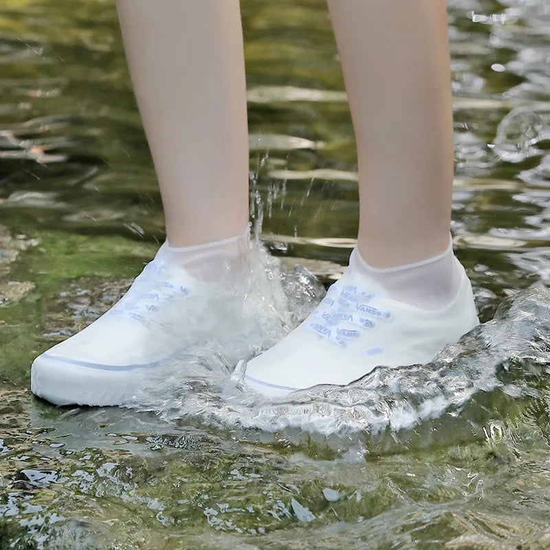 SILICONE WHITE SHOE COVER