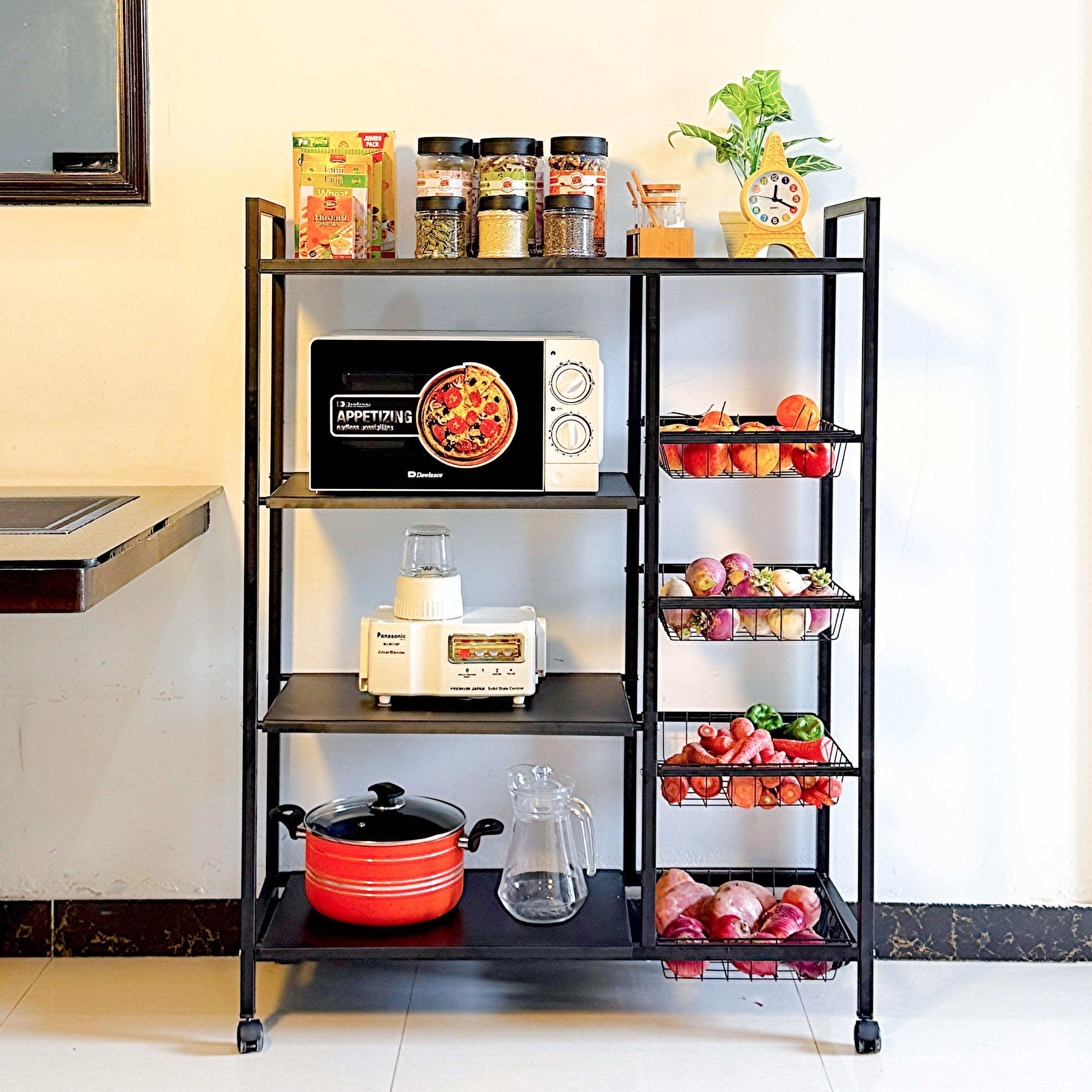 MULTIFUNCTIONAL STORAGE RACK