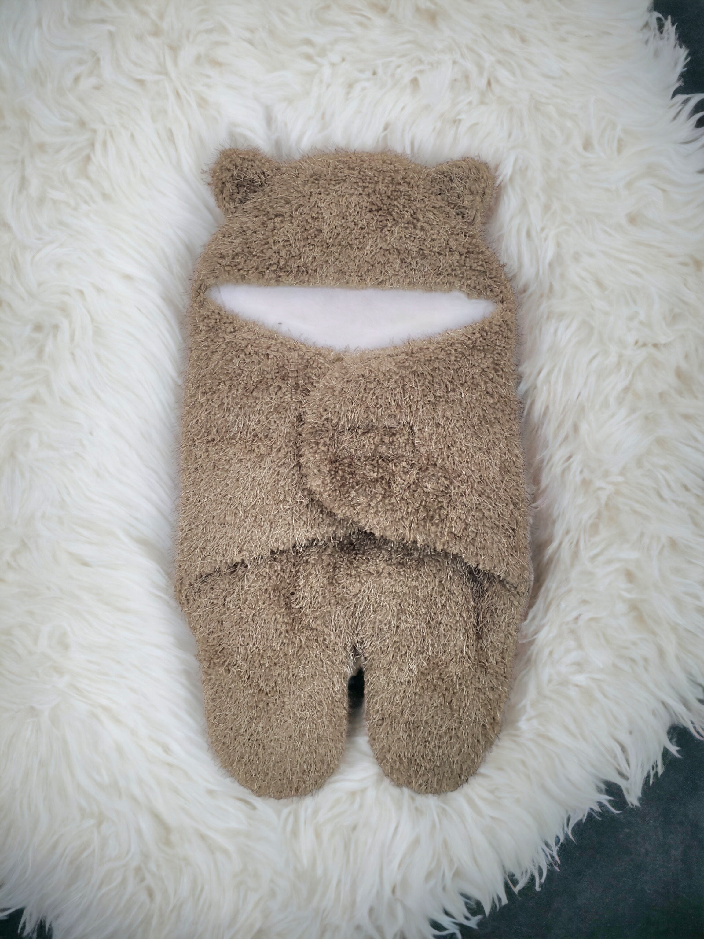 WINTER SLEEPING BAG WITH FEETS & HOOD