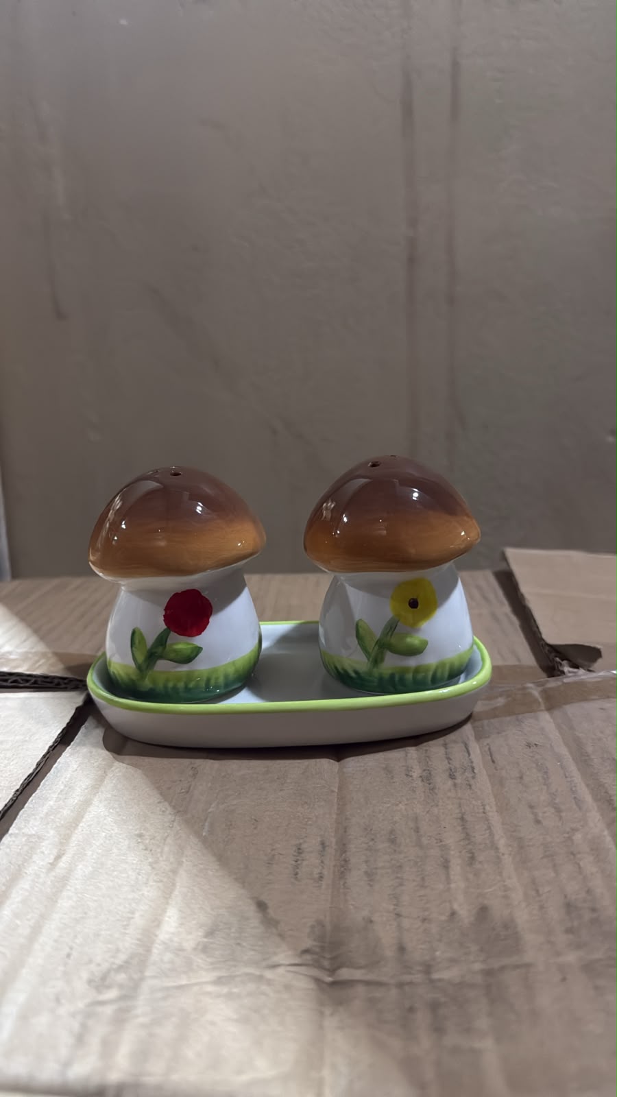 Kitchlux Ceramic Salt and Pepper Shakers -  Cute Mushroom