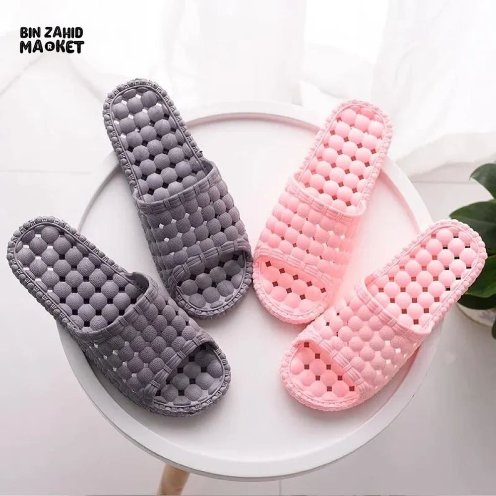 ANTI-SLIP COMFY BATH SLIPPERS