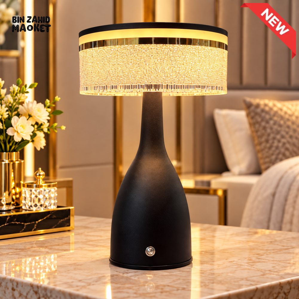 BLACK & GOLD CRYSTAL SHADE DECORATIVE TABLE LAMP